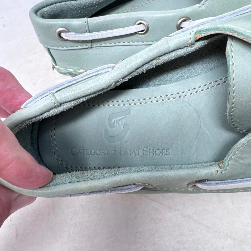 Category 5 Boat Shoes Sage Green 6.5 M Preppy Nautical Coastal Leather Casual